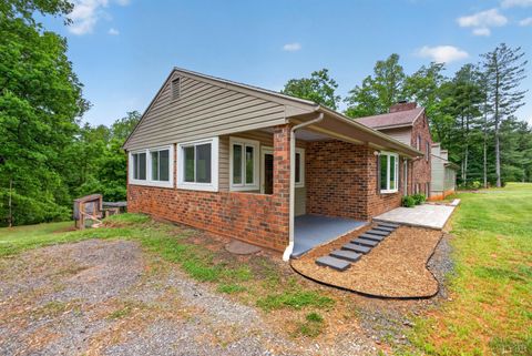 Tiny photo for 1249 Cedar Gate rd. RD, Monroe, VA 24574 (MLS # 366330)
