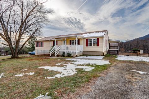 Tiny photo for 150 Terrapin Station Lane, Monroe, VA 24574 (MLS # 363555)