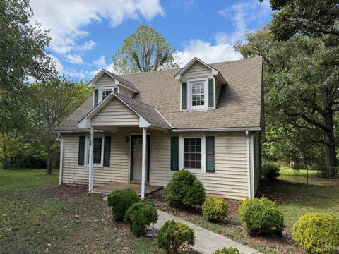 Homes For Sale - 5139 Rodgers Chapel Road<br/> Halifax County, Clover, VA 24534
