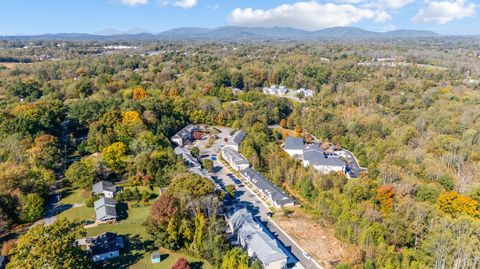 Tiny photo for 3008 Hill St #306, Lynchburg, VA 24501 (MLS # 362678)