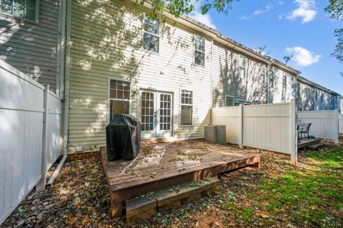Tiny photo for 3008 Hill St #306, Lynchburg, VA 24501 (MLS # 362678)