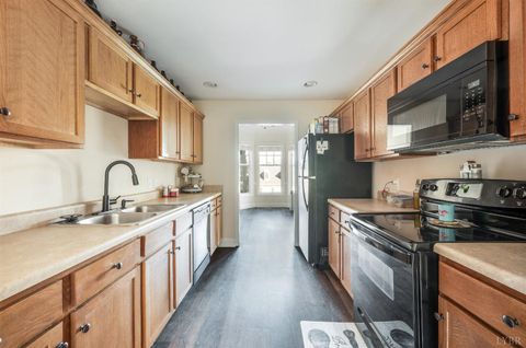 Tiny photo for 3008 Hill St #306, Lynchburg, VA 24501 (MLS # 362678)