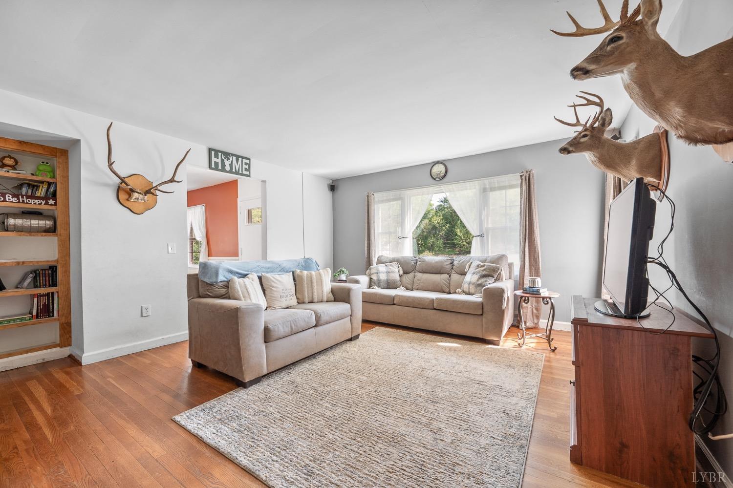 1235 Ashland Circle, Bedford, Virginia image 9