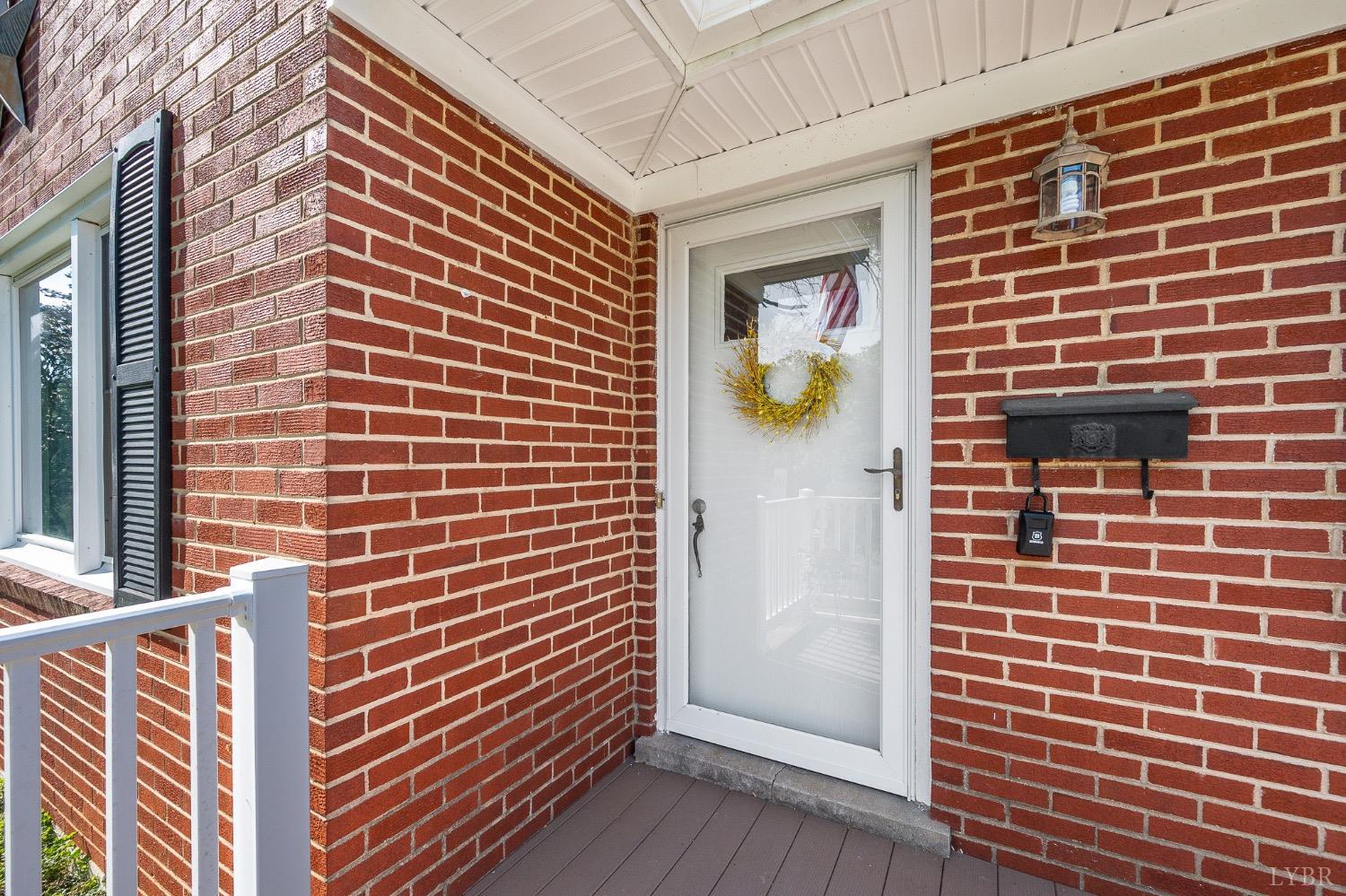 1235 Ashland Circle, Bedford, Virginia image 5