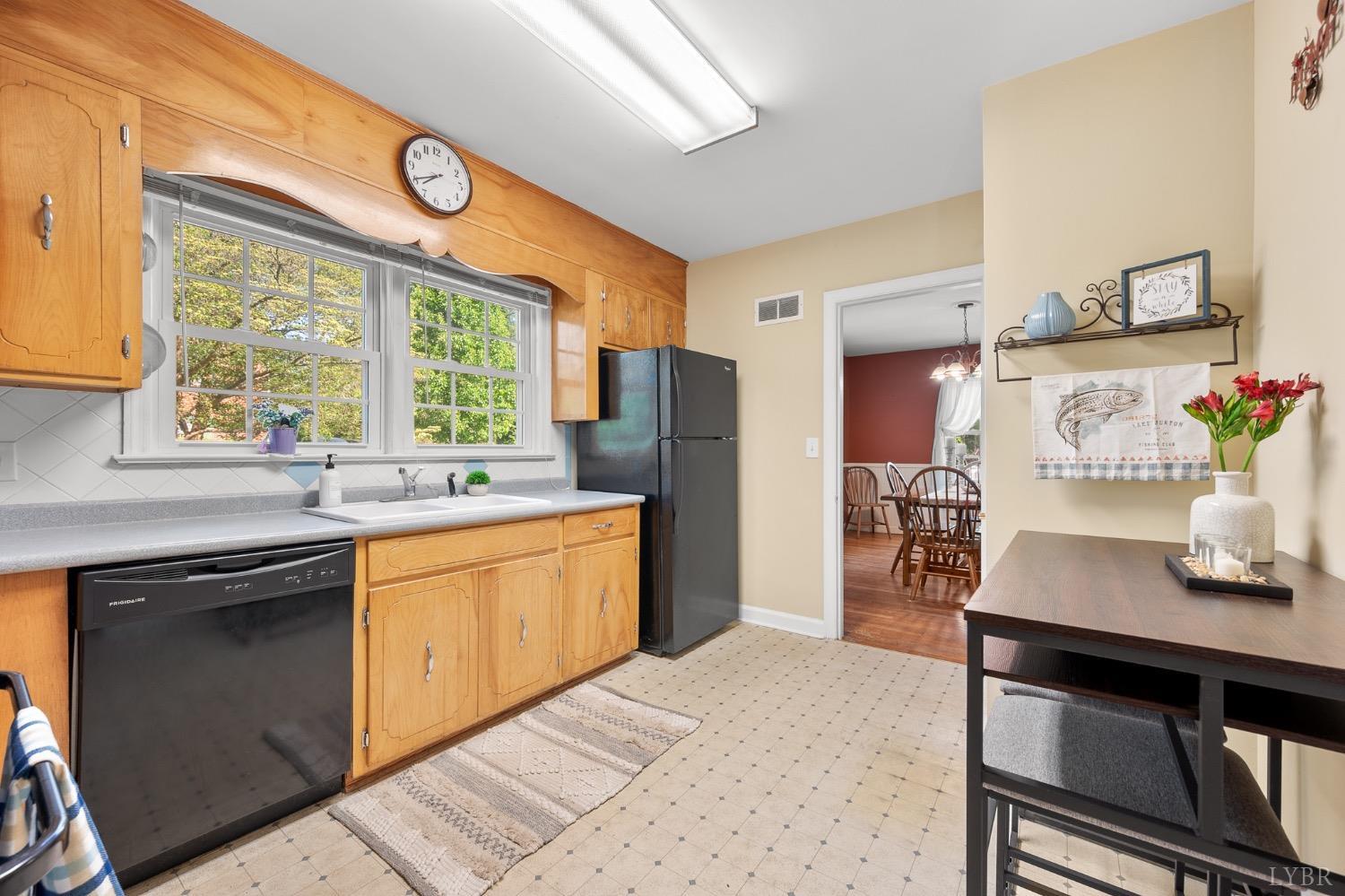 1235 Ashland Circle, Bedford, Virginia image 16