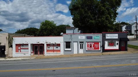 Tiny photo for 1601 12th street St, Lynchburg, VA 24501 (MLS # 359243)