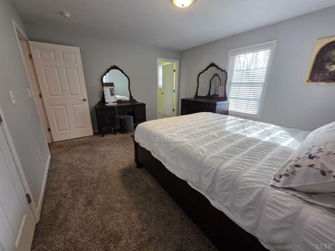 Tiny photo for 424 Patrick Street, Lynchburg, VA 24501 (MLS # 363953)