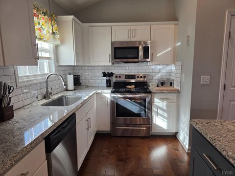 Tiny photo for 424 Patrick Street, Lynchburg, VA 24501 (MLS # 363953)