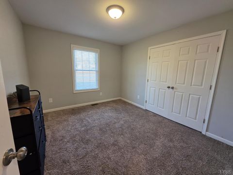 Tiny photo for 424 Patrick Street, Lynchburg, VA 24501 (MLS # 363953)