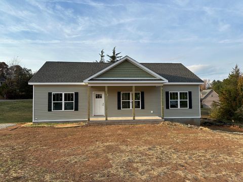 Photo of 135 Yahweh Drive, Amherst, VA 24521 (MLS # 363043)