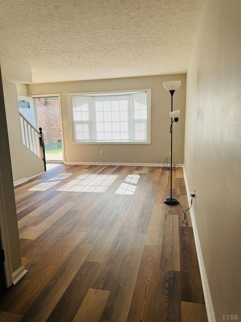 Tiny photo for 3501 Fort Avenue #14, Lynchburg, VA 24501 (MLS # 365213)