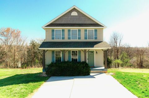 Photo of 133 Bennett Dr Dr, Lynchburg, VA 24501 (MLS # 365357)