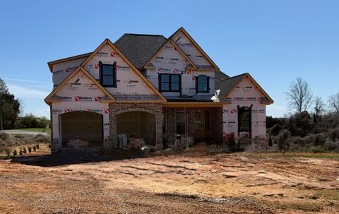 Homes For Sale - 1070 Bradford Crossing Place<br/> Goode, VA 24556