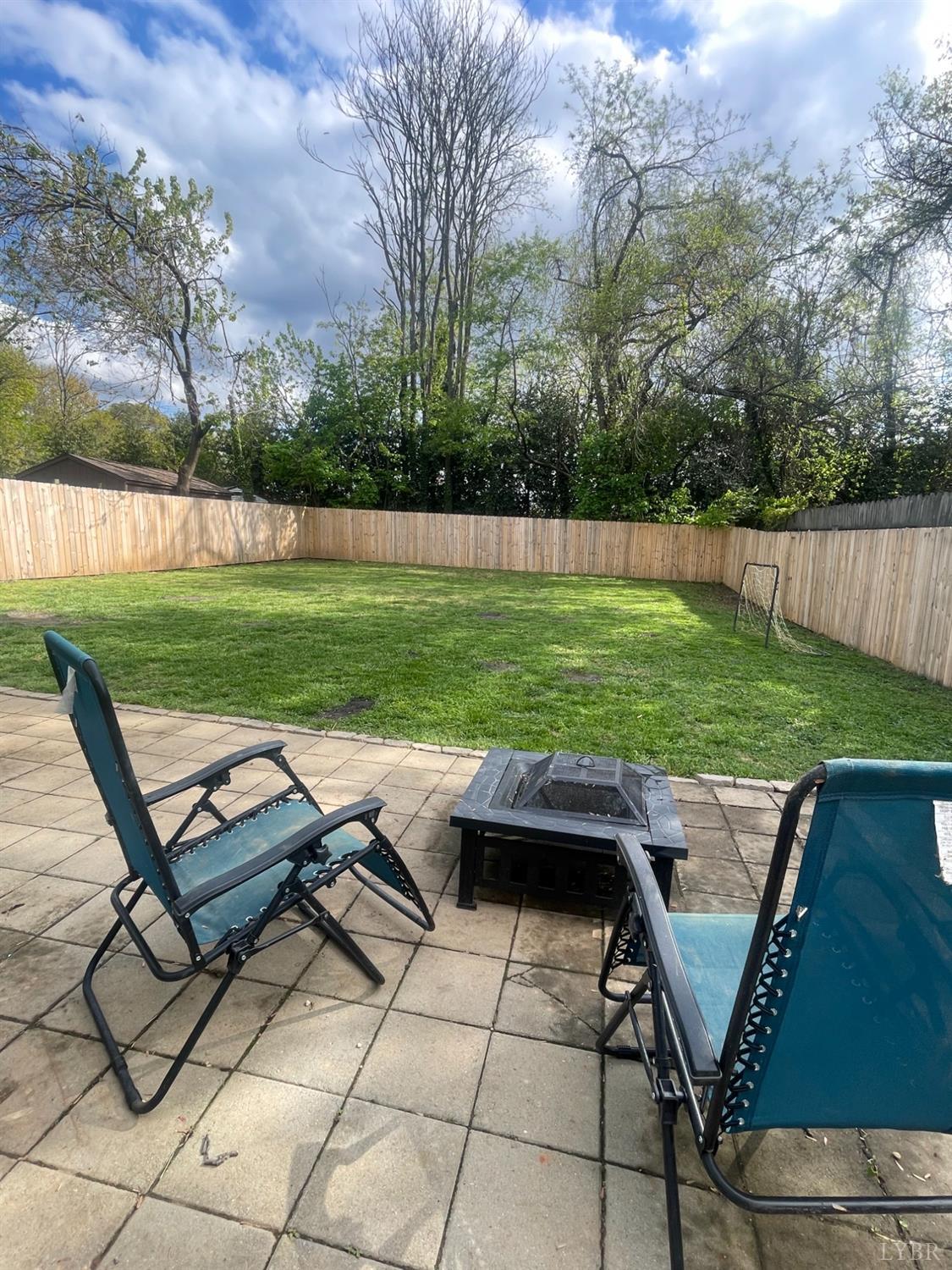 240 Twin Oak Drive, Lynchburg, Virginia image 2