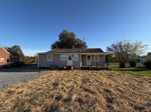 Tiny photo for 127 Campbell Street, Madison Heights, VA 24572 (MLS # 365634)