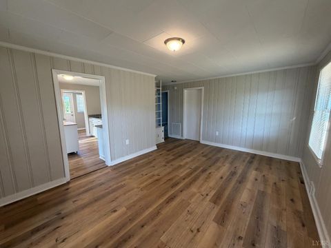 Tiny photo for 127 Campbell Street, Madison Heights, VA 24572 (MLS # 365634)