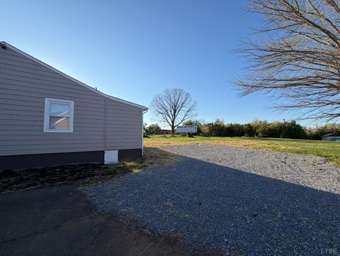 Tiny photo for 127 Campbell Street, Madison Heights, VA 24572 (MLS # 365634)