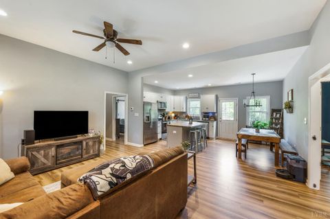 Tiny photo for 11317 Leesville Rd Rd, Evington, VA 24550 (MLS # 365821)