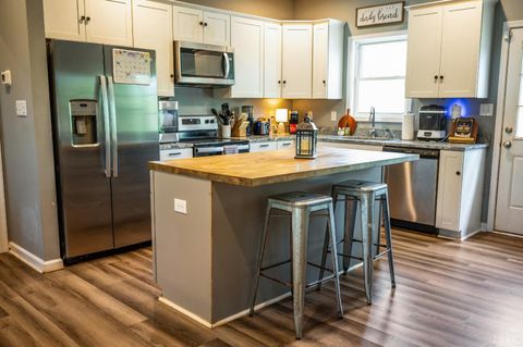 Tiny photo for 11317 Leesville Rd Rd, Evington, VA 24550 (MLS # 365821)