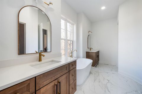 Tiny photo for 1343 Smartview Lane, Forest, VA 24551 (MLS # 364191)