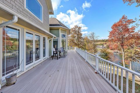Tiny photo for 803 Compass Cove Circle, Moneta, VA 24121 (MLS # 362871)