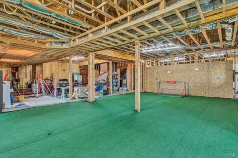 Tiny photo for 803 Compass Cove Circle, Moneta, VA 24121 (MLS # 362871)