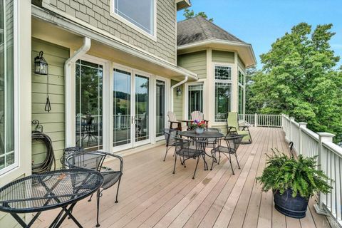 Tiny photo for 803 Compass Cove Circle, Moneta, VA 24121 (MLS # 362871)