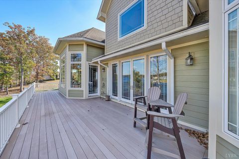 Tiny photo for 803 Compass Cove Circle, Moneta, VA 24121 (MLS # 362871)