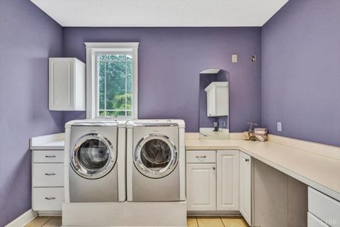 Tiny photo for 803 Compass Cove Circle, Moneta, VA 24121 (MLS # 362871)