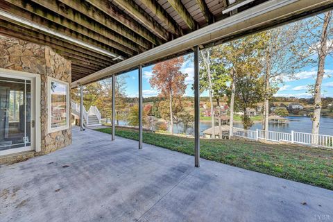 Tiny photo for 803 Compass Cove Circle, Moneta, VA 24121 (MLS # 362871)