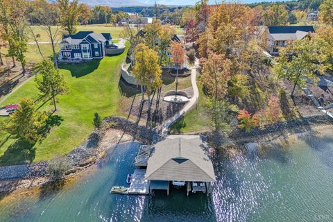 Tiny photo for 803 Compass Cove Circle, Moneta, VA 24121 (MLS # 362871)