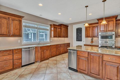 Tiny photo for 803 Compass Cove Circle, Moneta, VA 24121 (MLS # 362871)