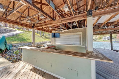 Tiny photo for 803 Compass Cove Circle, Moneta, VA 24121 (MLS # 362871)