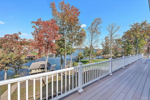 Tiny photo for 803 Compass Cove Circle, Moneta, VA 24121 (MLS # 362871)
