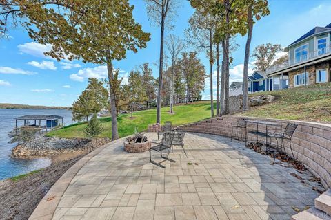 Tiny photo for 803 Compass Cove Circle, Moneta, VA 24121 (MLS # 362871)