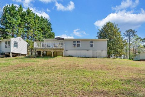 Tiny photo for 105 Cherokee Lane, Thaxton, VA 24174 (MLS # 365536)