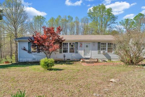 Tiny photo for 105 Cherokee Lane, Thaxton, VA 24174 (MLS # 365536)