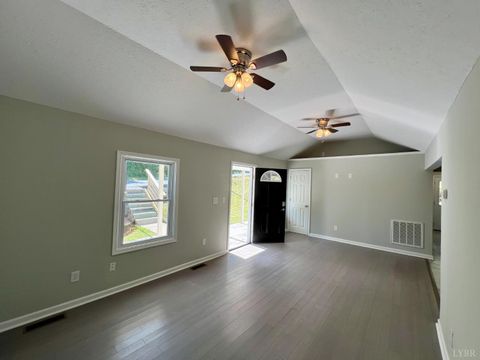 Tiny photo for 207 VES Road, Lynchburg, VA 24503 (MLS # 361870)