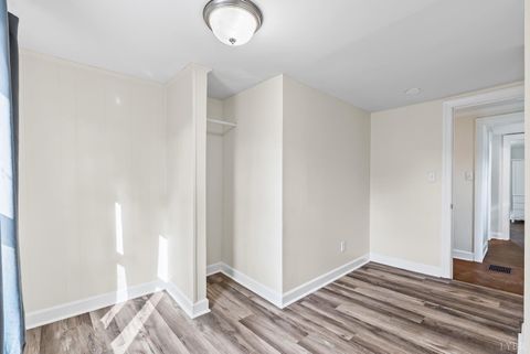 Tiny photo for 105 Chambers Street, Lynchburg, VA 24501 (MLS # 363685)