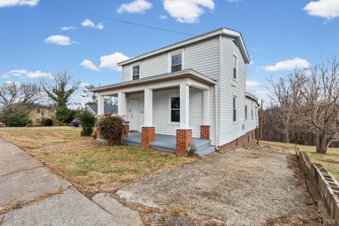 Tiny photo for 105 Chambers Street, Lynchburg, VA 24501 (MLS # 363685)