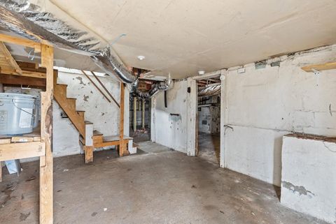 Tiny photo for 105 Chambers Street, Lynchburg, VA 24501 (MLS # 363685)