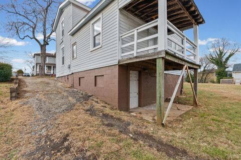 Tiny photo for 105 Chambers Street, Lynchburg, VA 24501 (MLS # 363685)