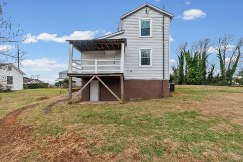 Tiny photo for 105 Chambers Street, Lynchburg, VA 24501 (MLS # 363685)