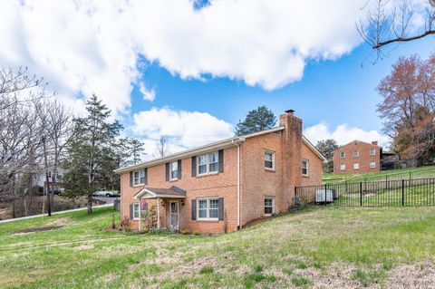 Tiny photo for 3300 Cranehill Drive, Lynchburg, VA 24503 (MLS # 365129)