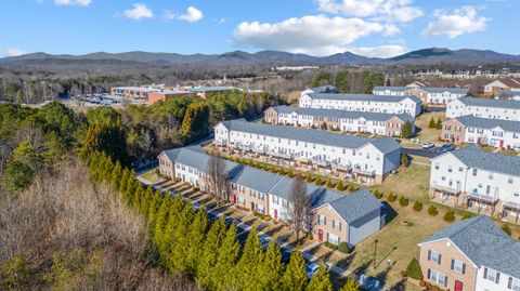 Tiny photo for 1202 Blue Ridge View Circle, Forest, VA 24551 (MLS # 363694)