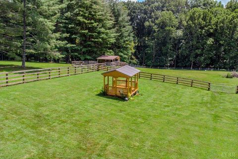 Tiny photo for 1193 Yarrow Road, Bedford, VA 24523 (MLS # 365186)