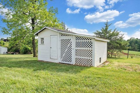 Tiny photo for 193 Simmons Creek Road, Union Hall, VA 24176 (MLS # 366626)