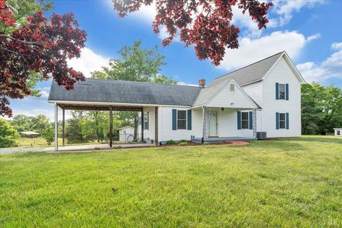 Tiny photo for 193 Simmons Creek Road, Union Hall, VA 24176 (MLS # 366626)