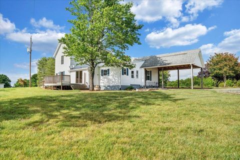 Tiny photo for 193 Simmons Creek Road, Union Hall, VA 24176 (MLS # 366626)
