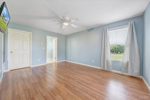 Tiny photo for 193 Simmons Creek Road, Union Hall, VA 24176 (MLS # 366626)